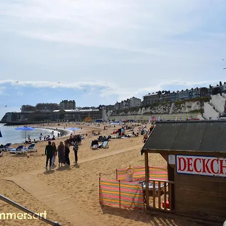 Magdala Cottage -Village Location- Dog Friendly Broadstairs Exterior photo
